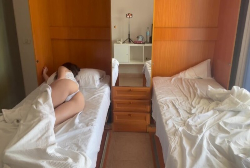POUB-4837 和我淫荡的继妹共享酒店房间 Amateurtwo-llz