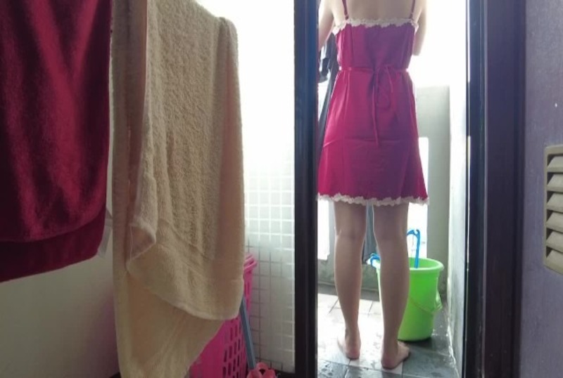 POUB-5523 最新的印度人在美女租住的房子里一边洗衣服一边玩耍 Satisfy_Women-llz