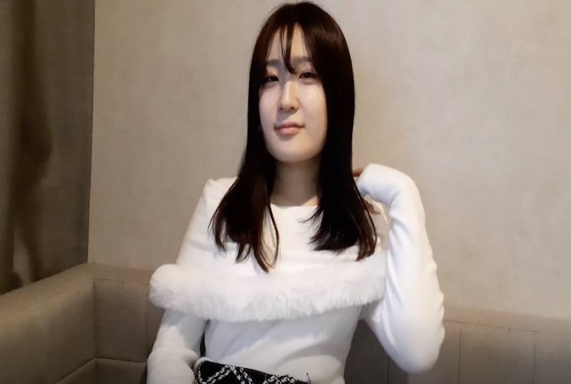 FC2-4661749 [露出脸部] [色情] [中出] 记录与一位害羞、可爱的年轻妻子在光天化日下开始的婚外情。 素人-llz