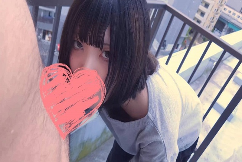 FC2-4676435 【个人拍摄+户外】毛茸茸的少女,学校屋顶口交应援3万日元!! 素人-llz
