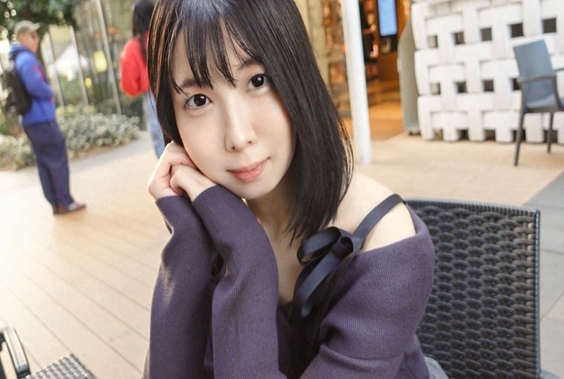 SIRO-5489 【这差距惊人吗？】深受家长喜爱的温柔保育员陷入苦恼。一脸无辜的样子，不过她平时就穿这样的内衣吗？她扭动臀部的方式太色情了！ 素人-llz
